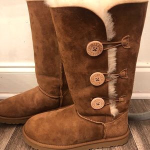 Bailey Suede Button Uggs